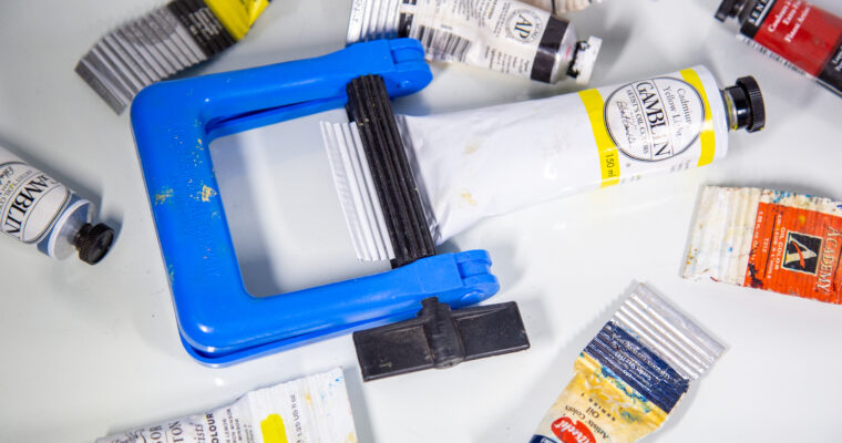 The Top 10 Best, Weird, and Unexpected Tools for Oil Painting